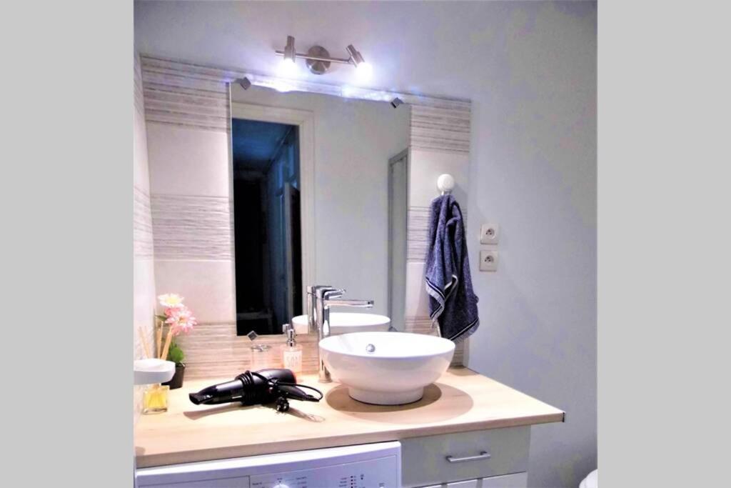 2 Spacious Bedrooms Near Riquier Station! ニース エクステリア 写真